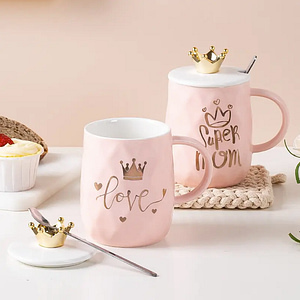 Taza de Cerámica Rosa Super Mom con Tapa