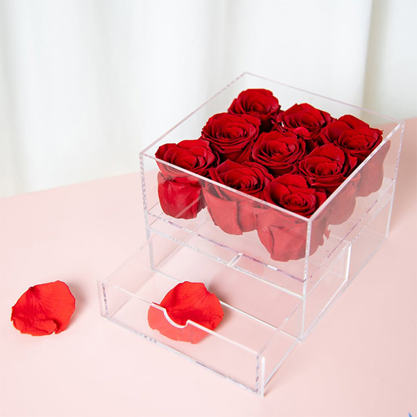 Caja con 9 Rosas Preservadas - Imagen 2